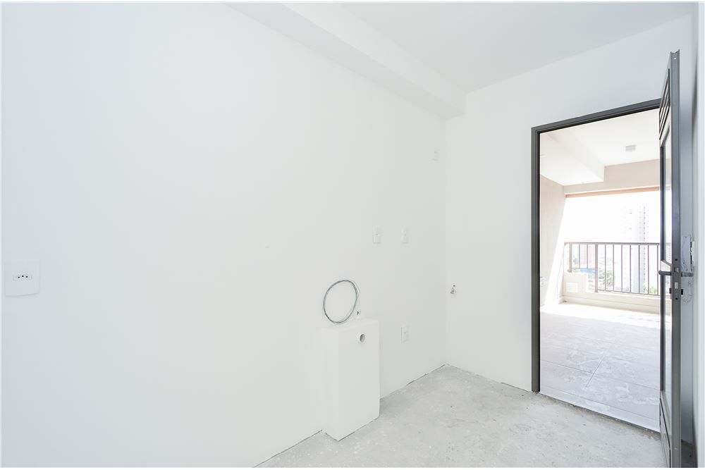 Apartamento à venda com 3 quartos, 94m² - Foto 8