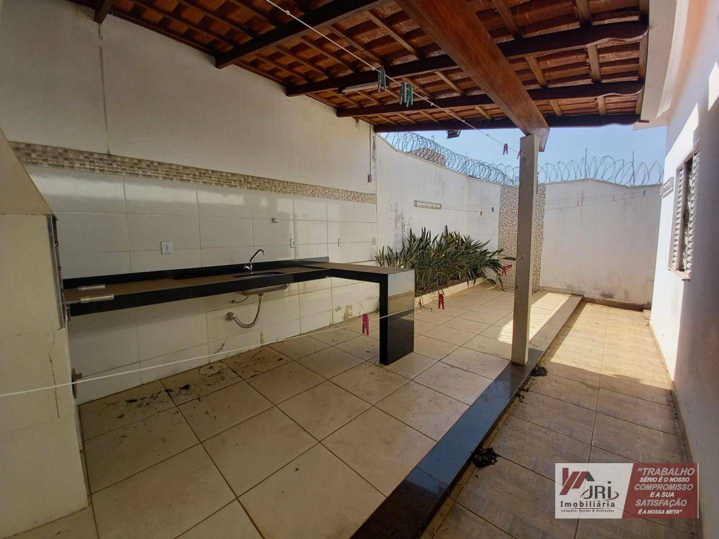 Casa à venda com 3 quartos, 200M2 - Foto 24