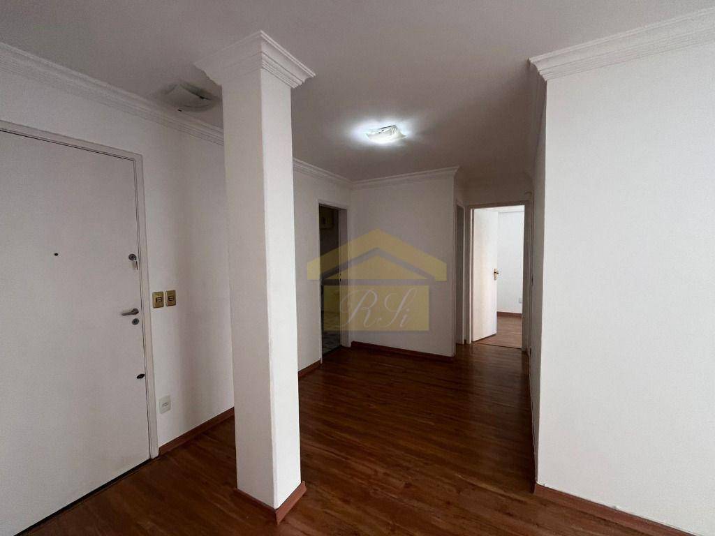 Apartamento para alugar com 2 quartos, 68m² - Foto 4