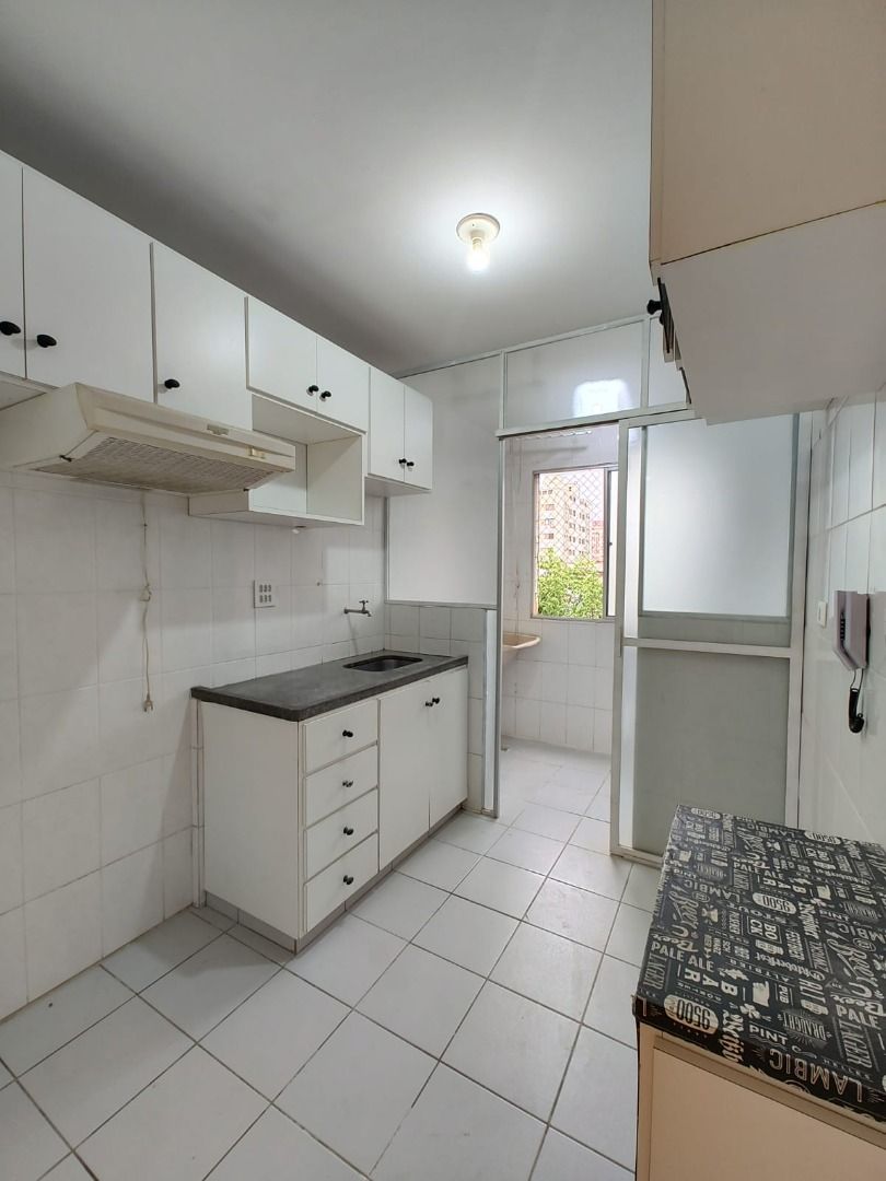 Apartamento para alugar com 3 quartos, 63m² - Foto 3