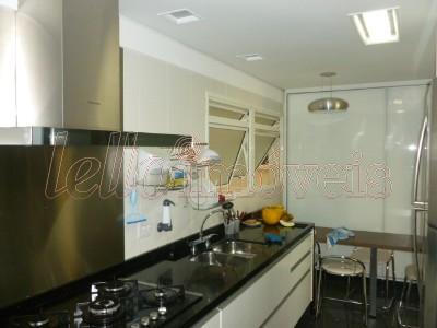 Apartamento à venda com 3 quartos, 311m² - Foto 11