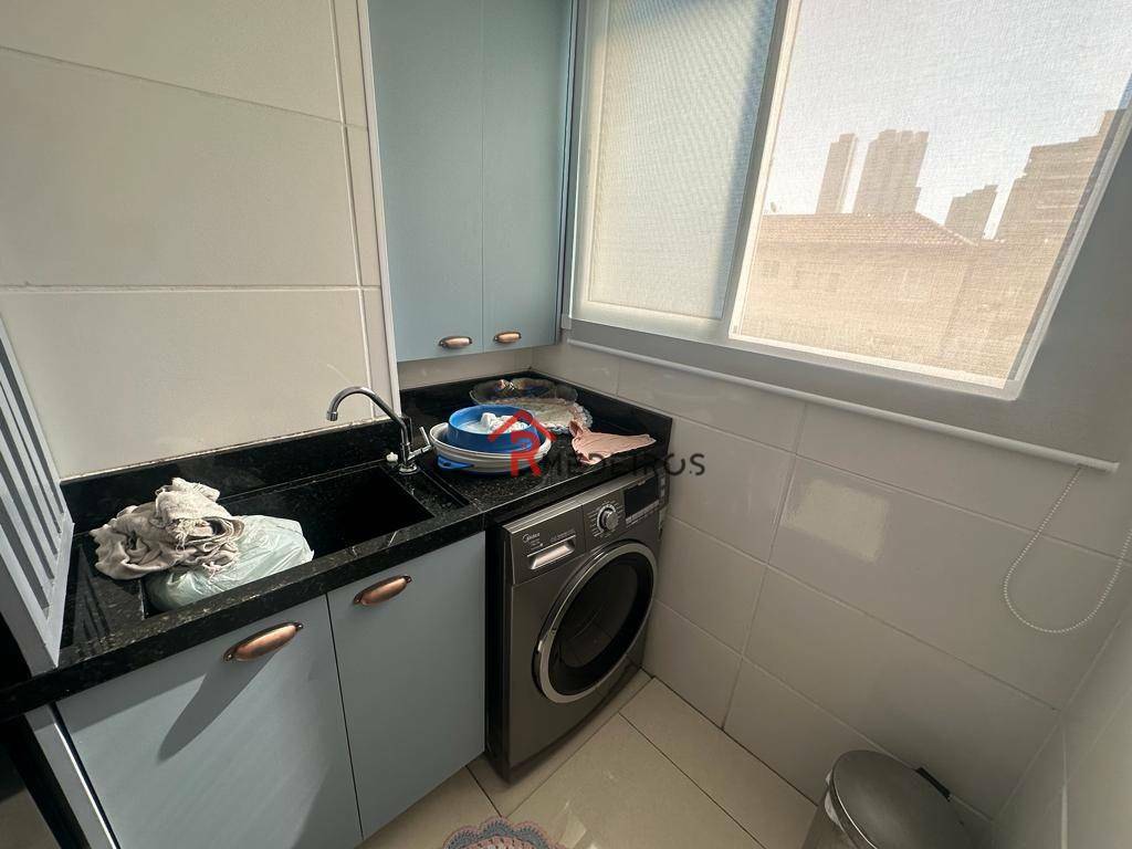 Apartamento à venda com 2 quartos, 72m² - Foto 17