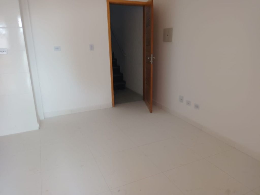 Apartamento à venda com 2 quartos, 32m² - Foto 18