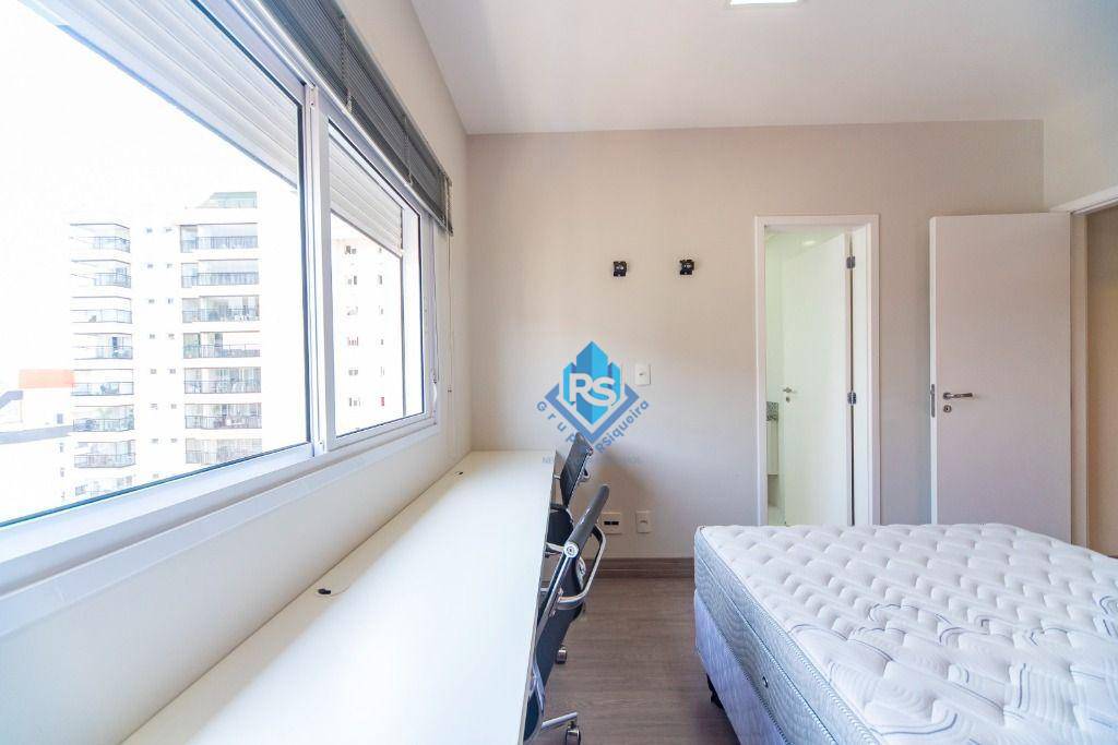 Apartamento para alugar com 3 quartos, 198m² - Foto 30