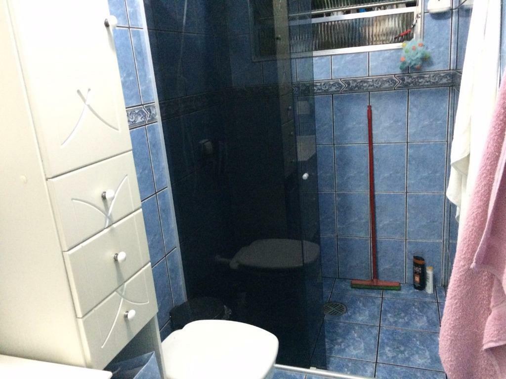 Casa à venda com 3 quartos, 90m² - Foto 18