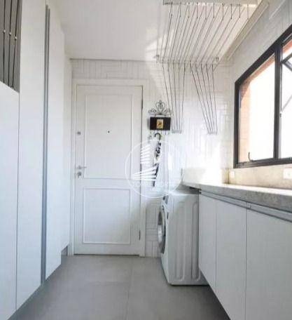 Apartamento à venda com 3 quartos, 157m² - Foto 13