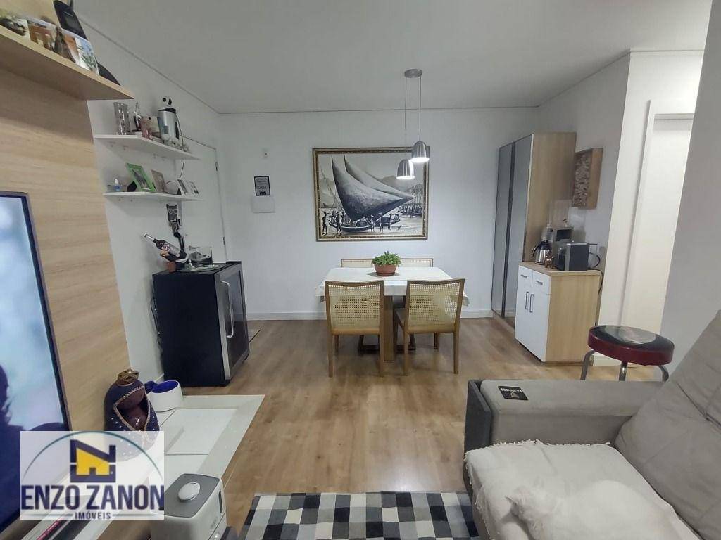 Apartamento à venda com 2 quartos, 62m² - Foto 3