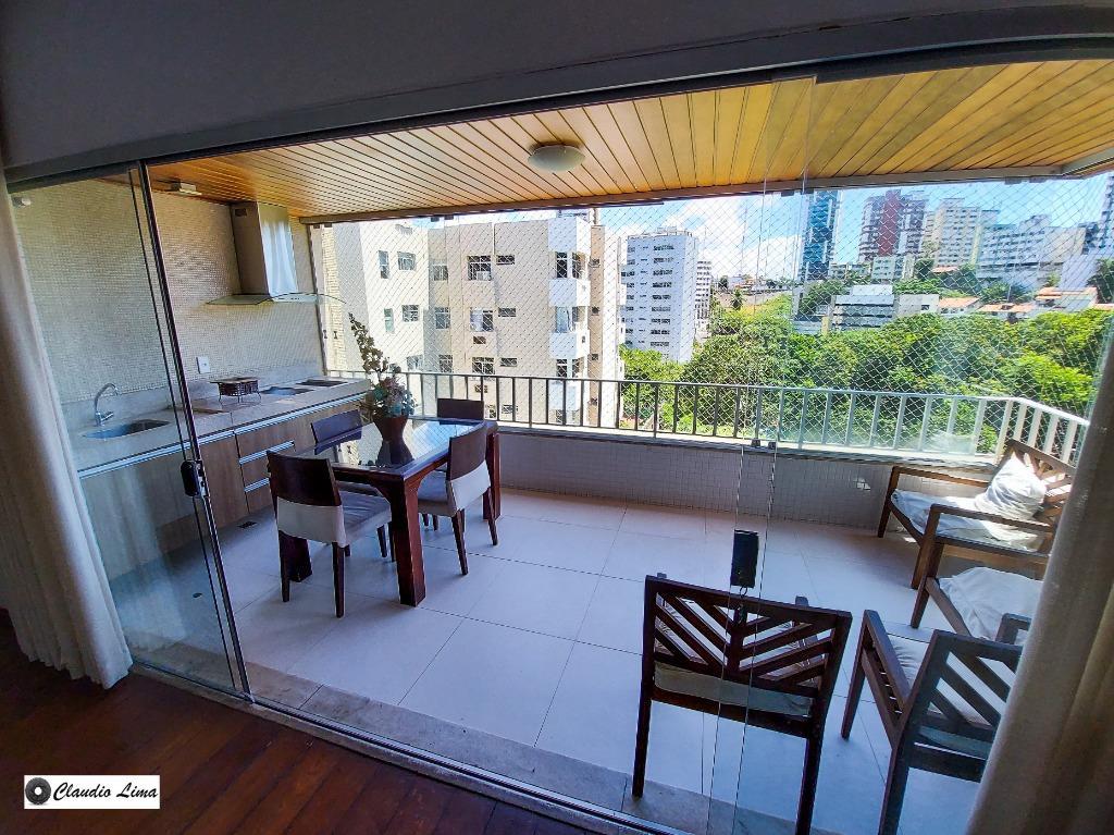 Apartamento à venda com 4 quartos, 204m² - Foto 1