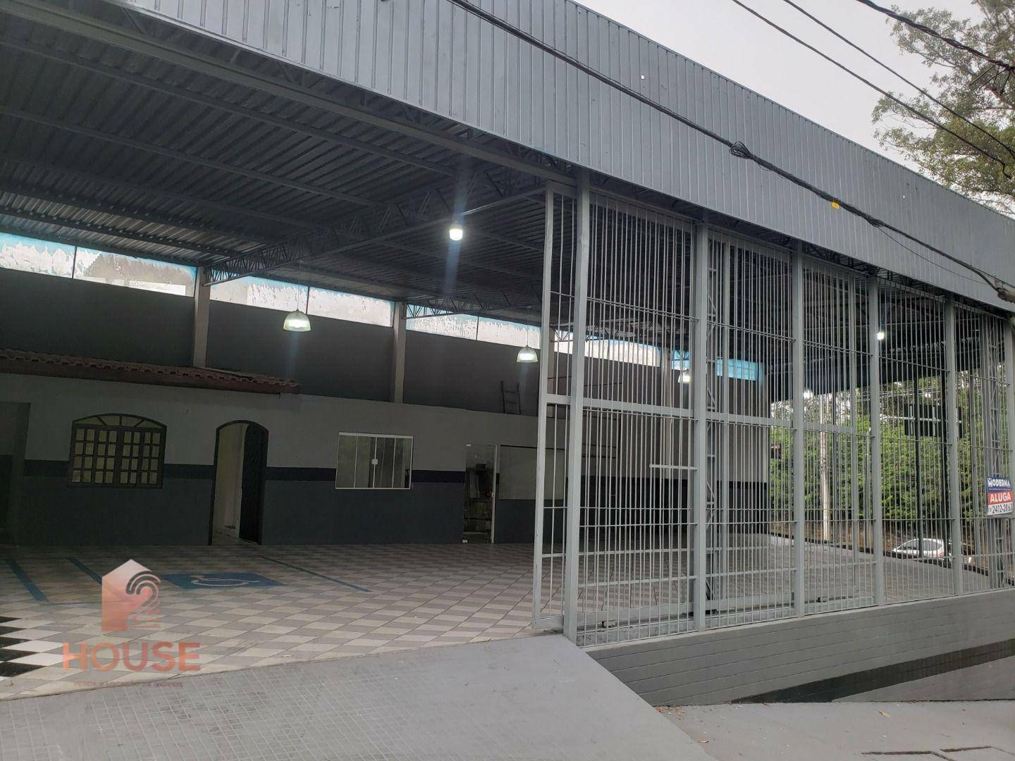 Depósito-Galpão-Armazém para alugar, 250m² - Foto 1