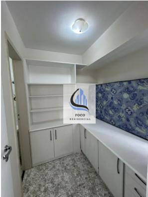 Apartamento para alugar com 3 quartos, 147m² - Foto 9