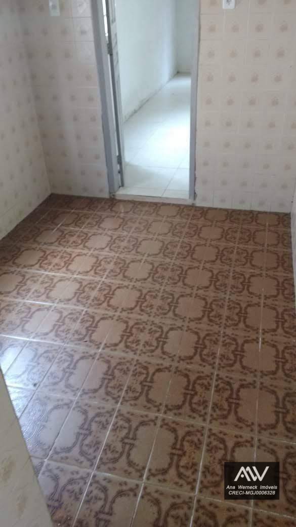 Casa à venda com 5 quartos, 200m² - Foto 5