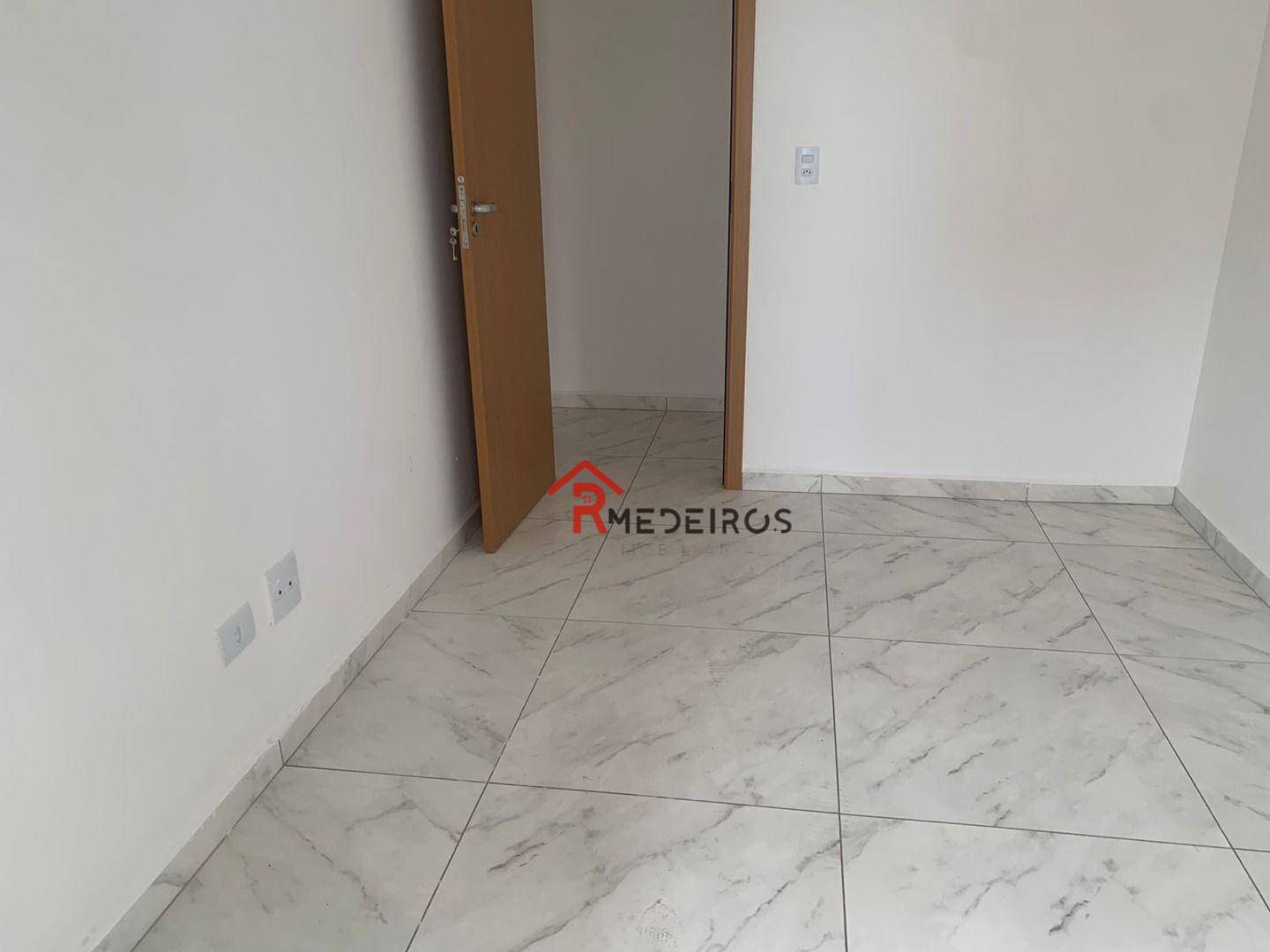 Apartamento à venda com 2 quartos, 67m² - Foto 16