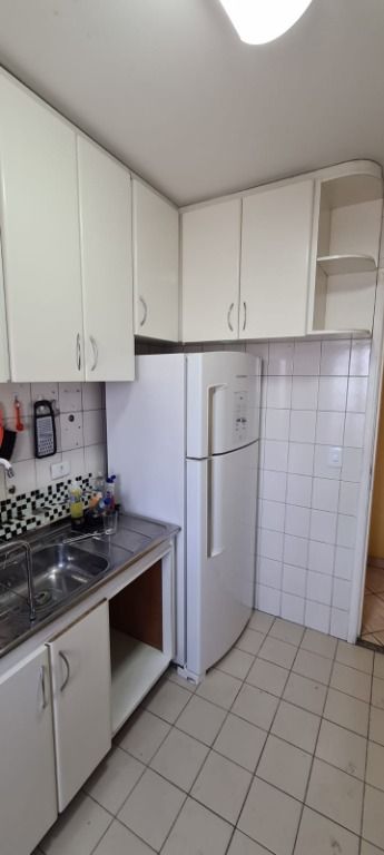 Apartamento à venda com 2 quartos, 55m² - Foto 11