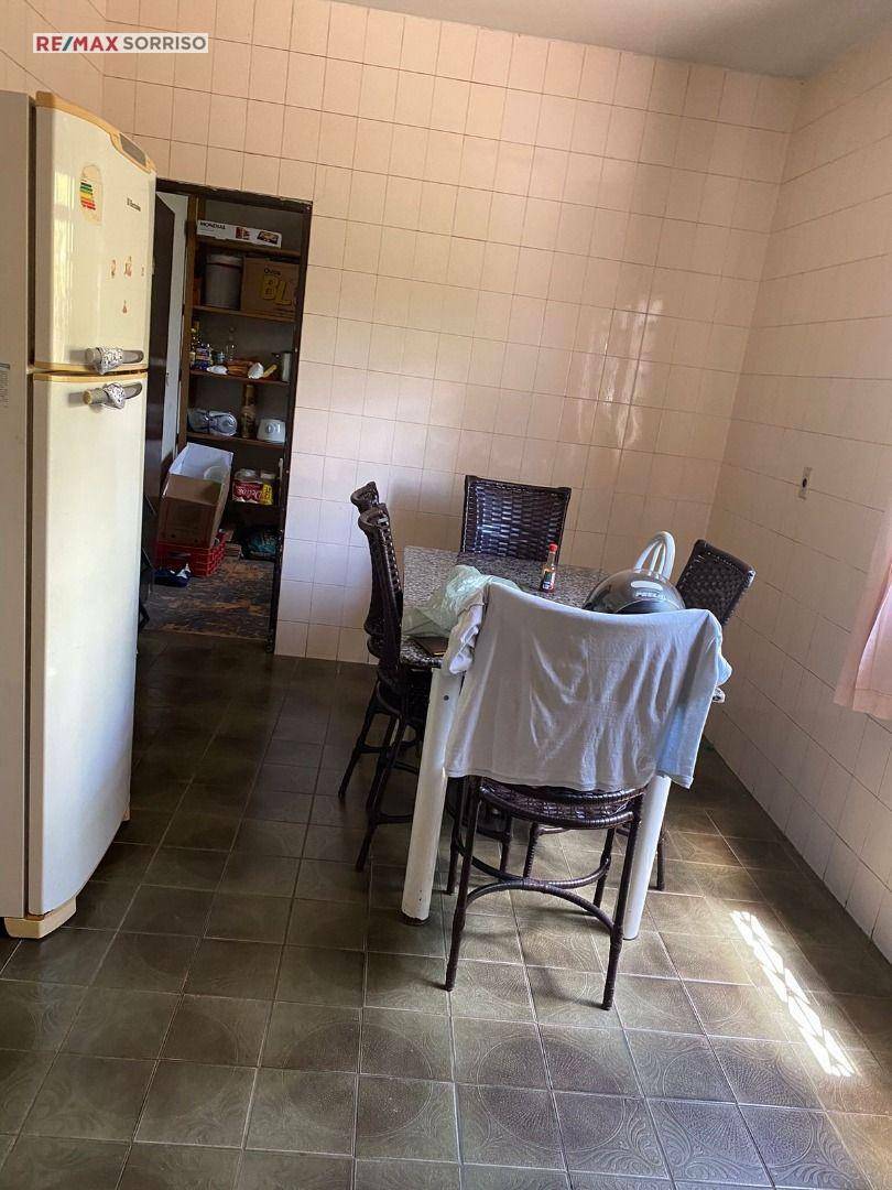 Casa à venda com 3 quartos, 203m² - Foto 6
