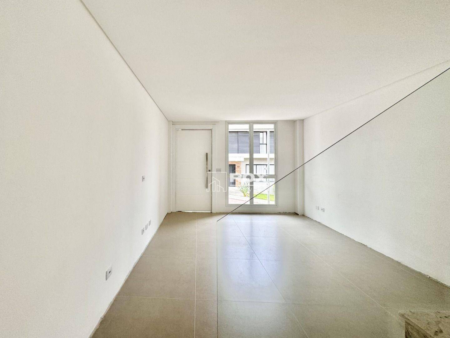 Casa de Condomínio à venda com 3 quartos, 239m² - Foto 2