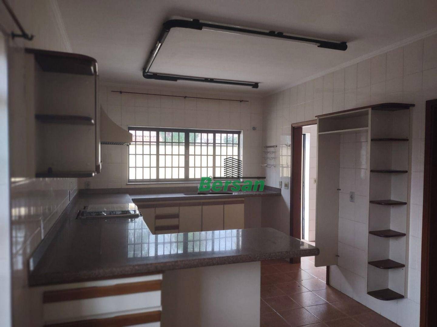 Casa de Condomínio à venda e aluguel com 3 quartos, 286m² - Foto 25