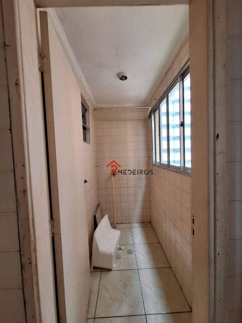 Apartamento à venda com 2 quartos, 60m² - Foto 14