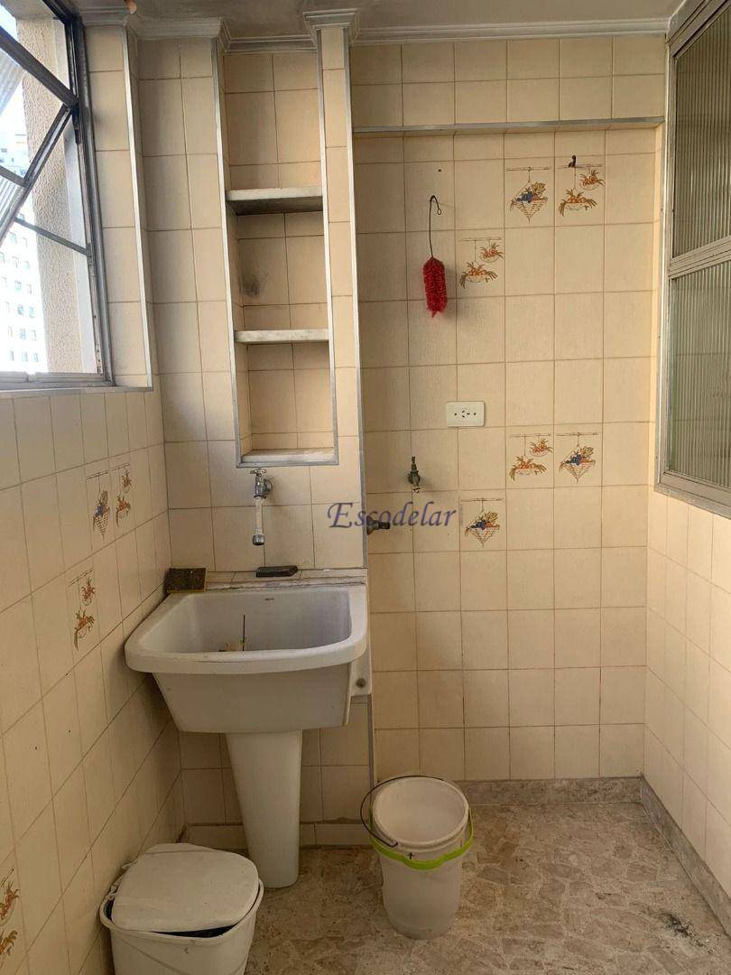 Apartamento à venda com 3 quartos, 180m² - Foto 28