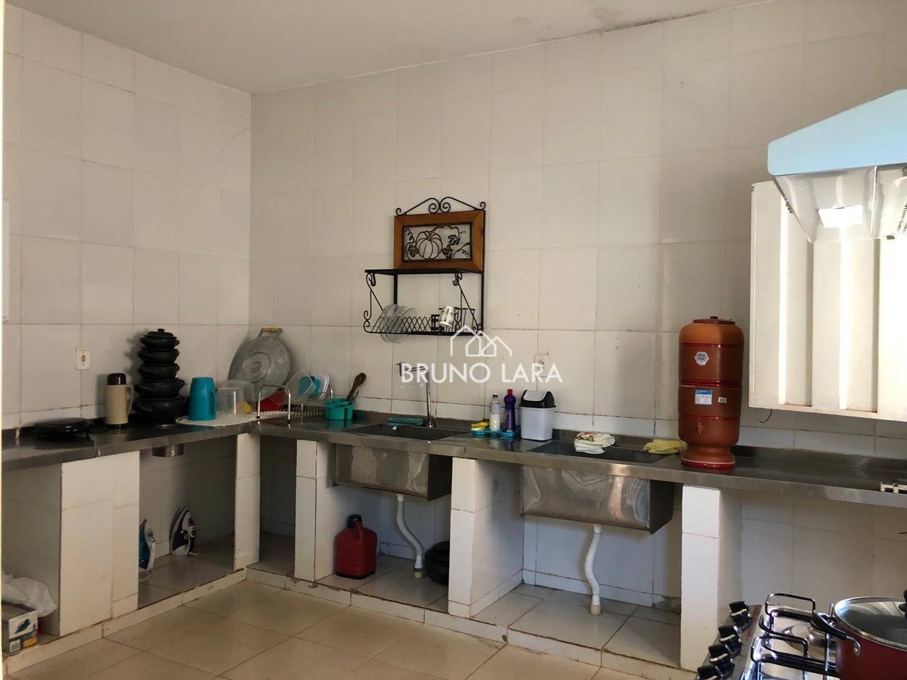 Sítio à venda com 2 quartos, 300m² - Foto 15