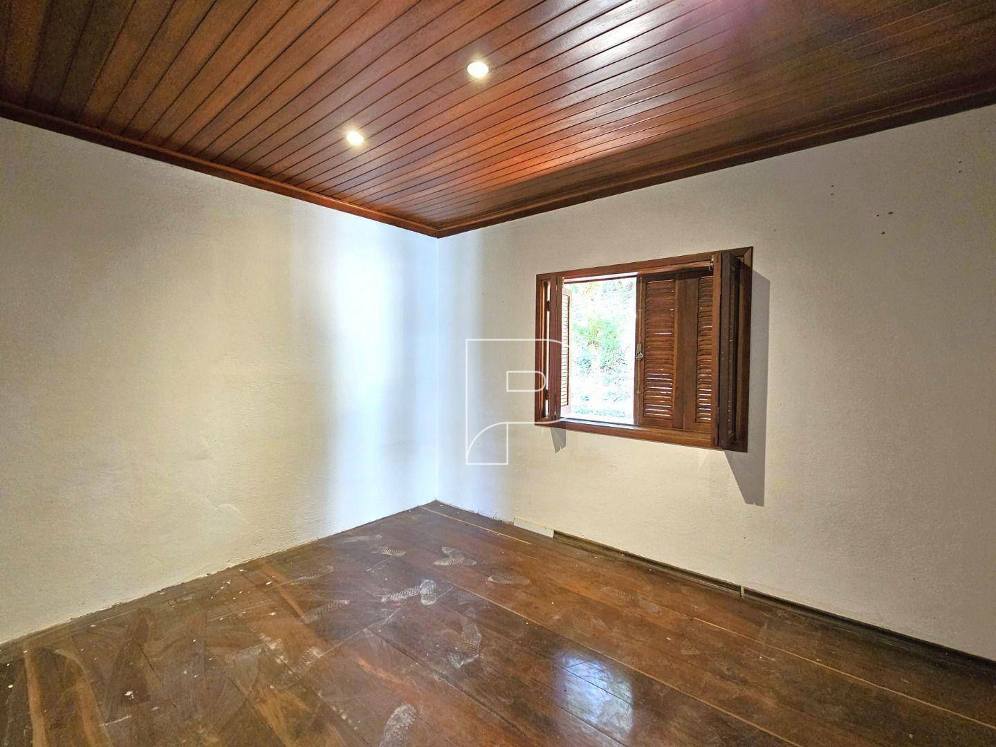 Casa de Condomínio à venda com 4 quartos, 300m² - Foto 14