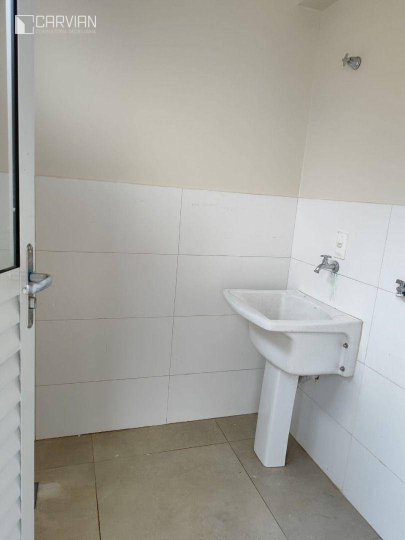 Casa de Condomínio para alugar com 3 quartos, 150m² - Foto 10