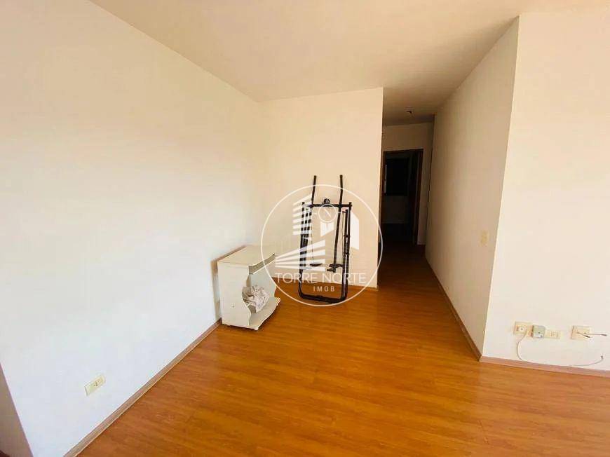 Apartamento à venda com 3 quartos, 74m² - Foto 9