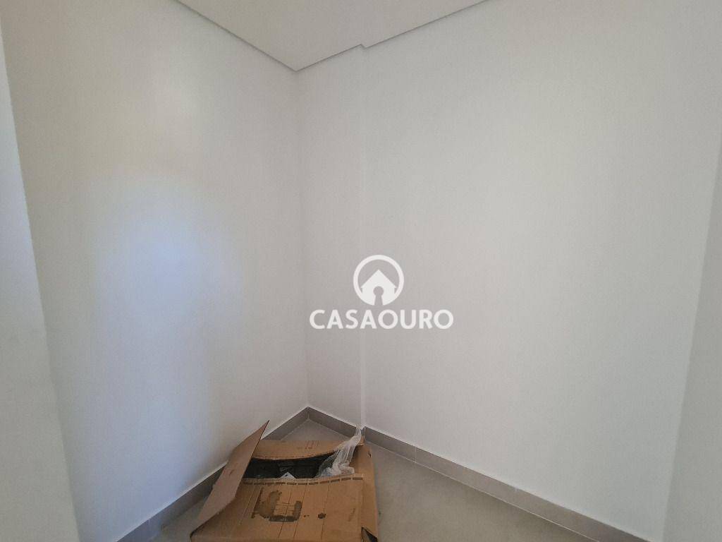 Apartamento à venda com 4 quartos, 137m² - Foto 19