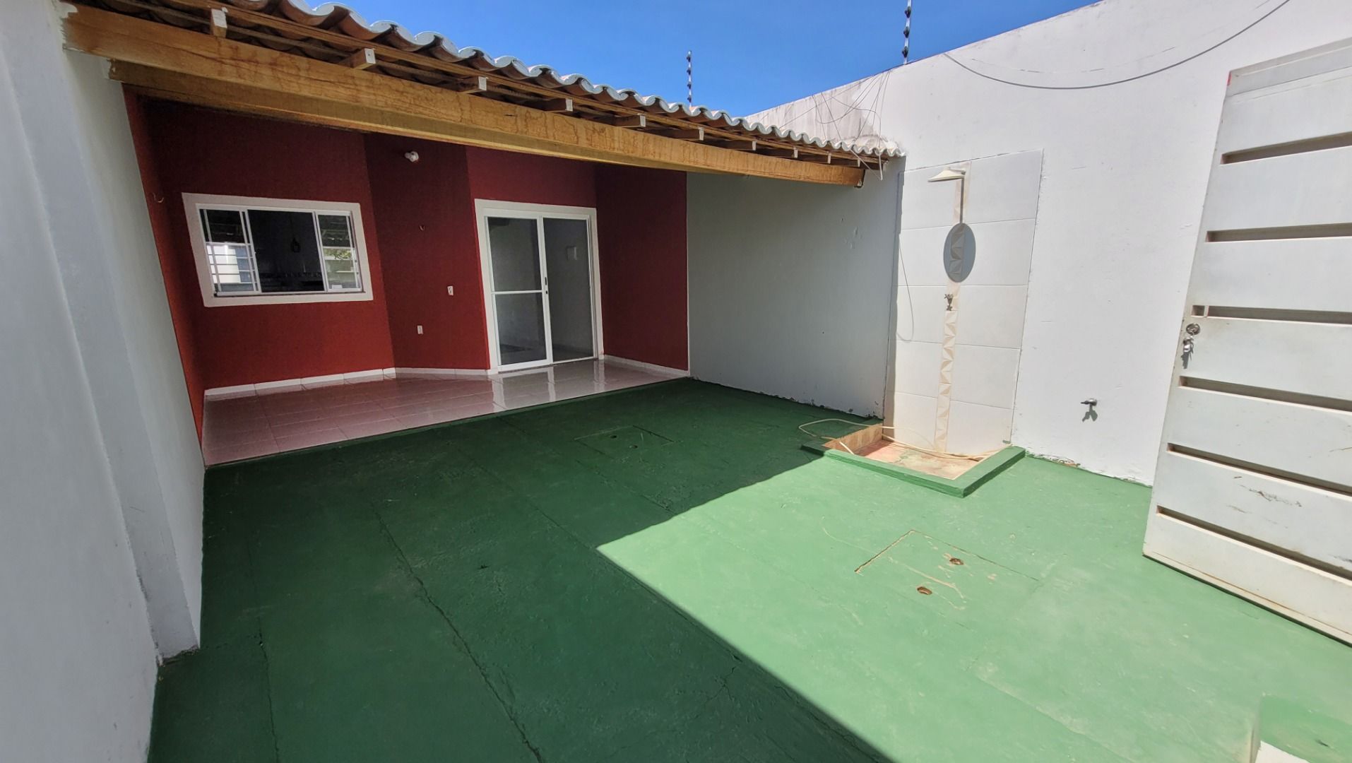 Casa para alugar com 3 quartos, 150M2 - Foto 2