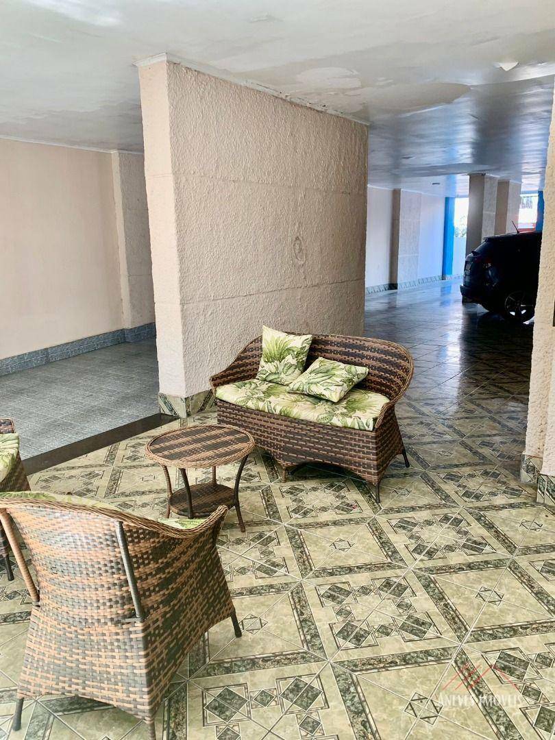 Cobertura à venda com 2 quartos, 224m² - Foto 2