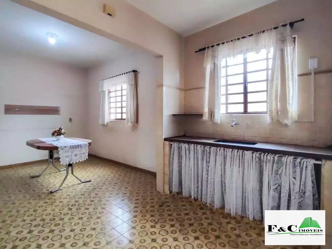 Casa à venda com 3 quartos, 200m² - Foto 19