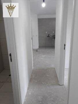 Apartamento à venda com 3 quartos, 76m² - Foto 4