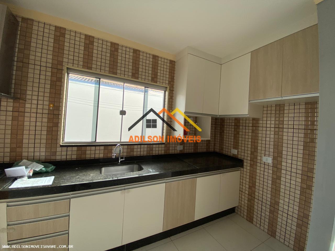 Casa à venda com 3 quartos, 200m² - Foto 7