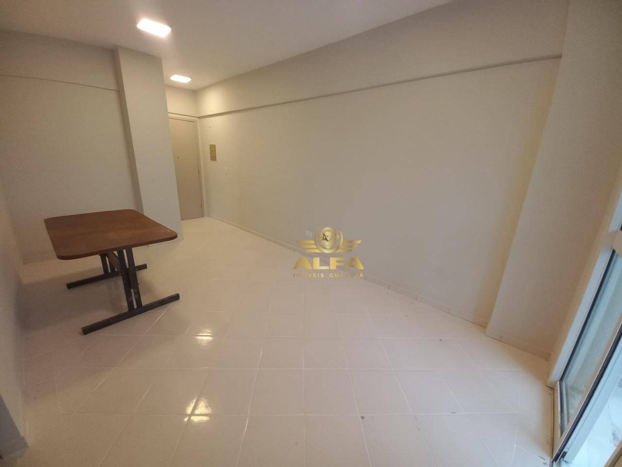 Apartamento à venda com 2 quartos, 72m² - Foto 5