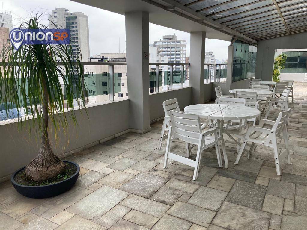 Apartamento à venda com 1 quarto, 43m² - Foto 30