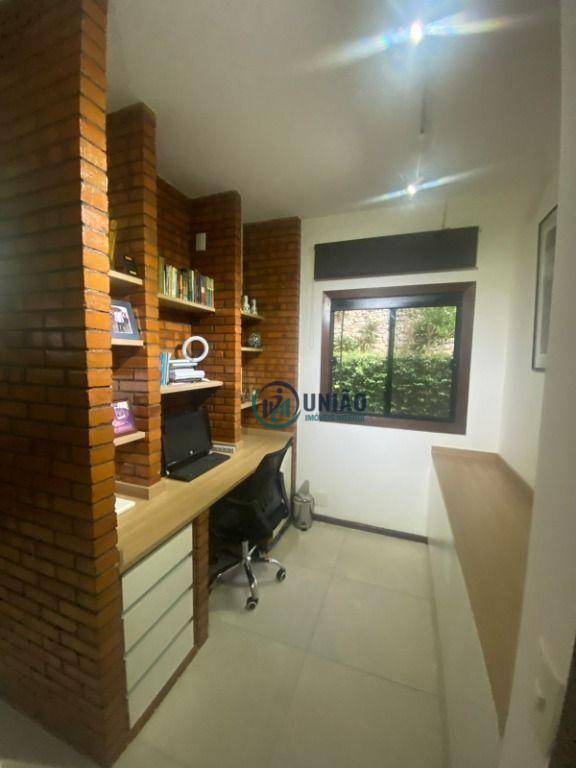 Casa de Condomínio à venda com 4 quartos, 378m² - Foto 28