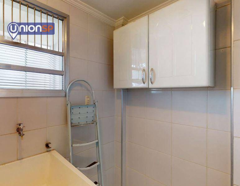 Apartamento à venda com 2 quartos, 67m² - Foto 8