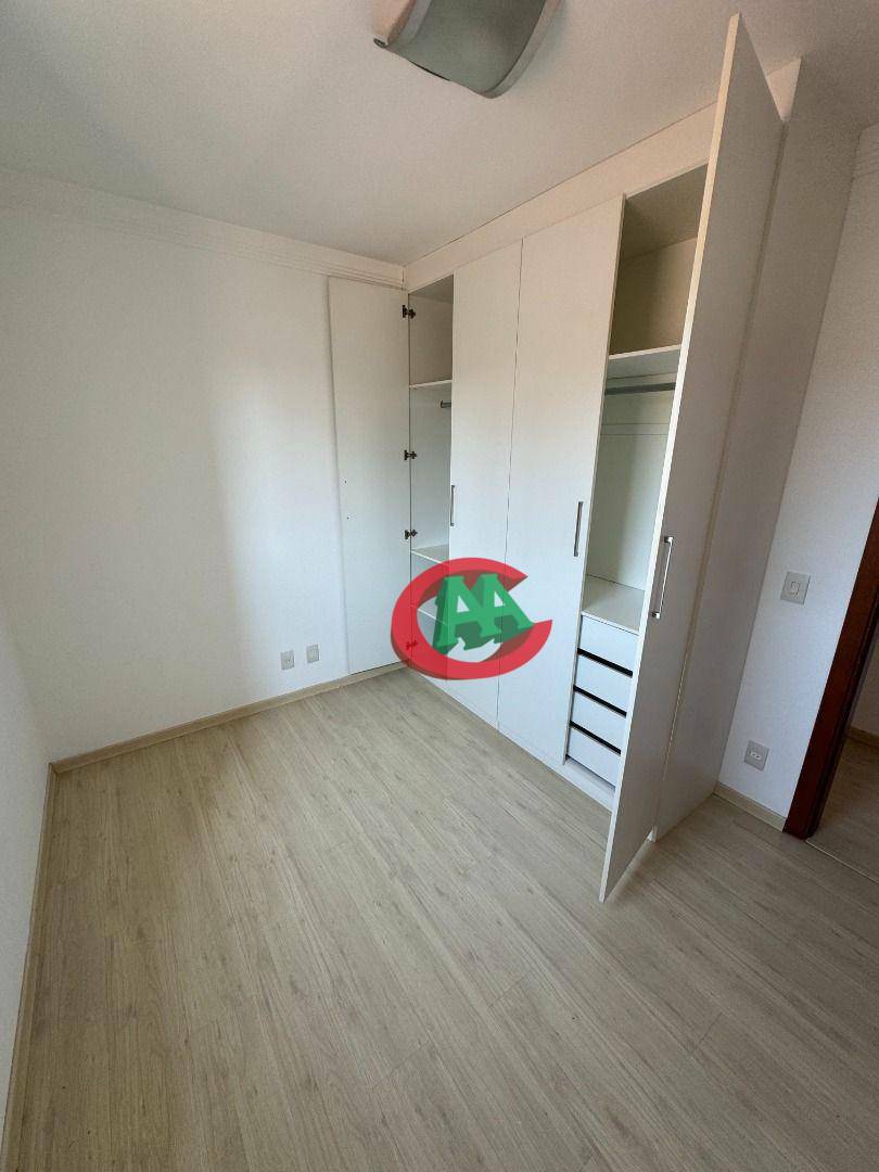 Apartamento para alugar com 3 quartos, 135m² - Foto 21