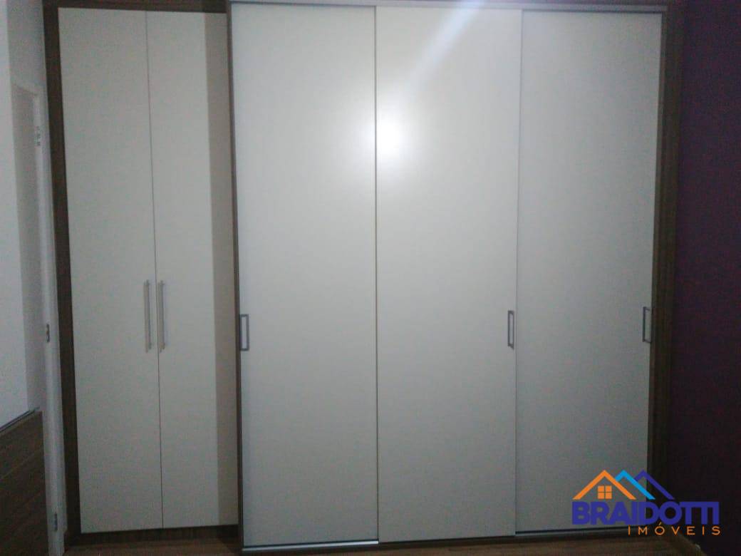 Apartamento à venda com 2 quartos, 45m² - Foto 11