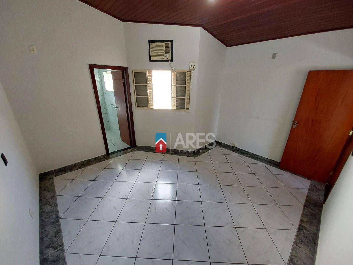 Casa à venda com 3 quartos, 187m² - Foto 13