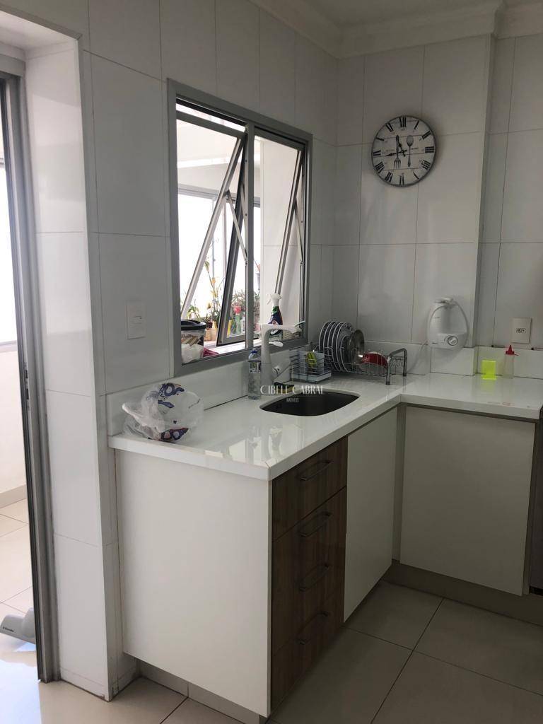 Apartamento à venda e aluguel com 3 quartos, 180m² - Foto 10