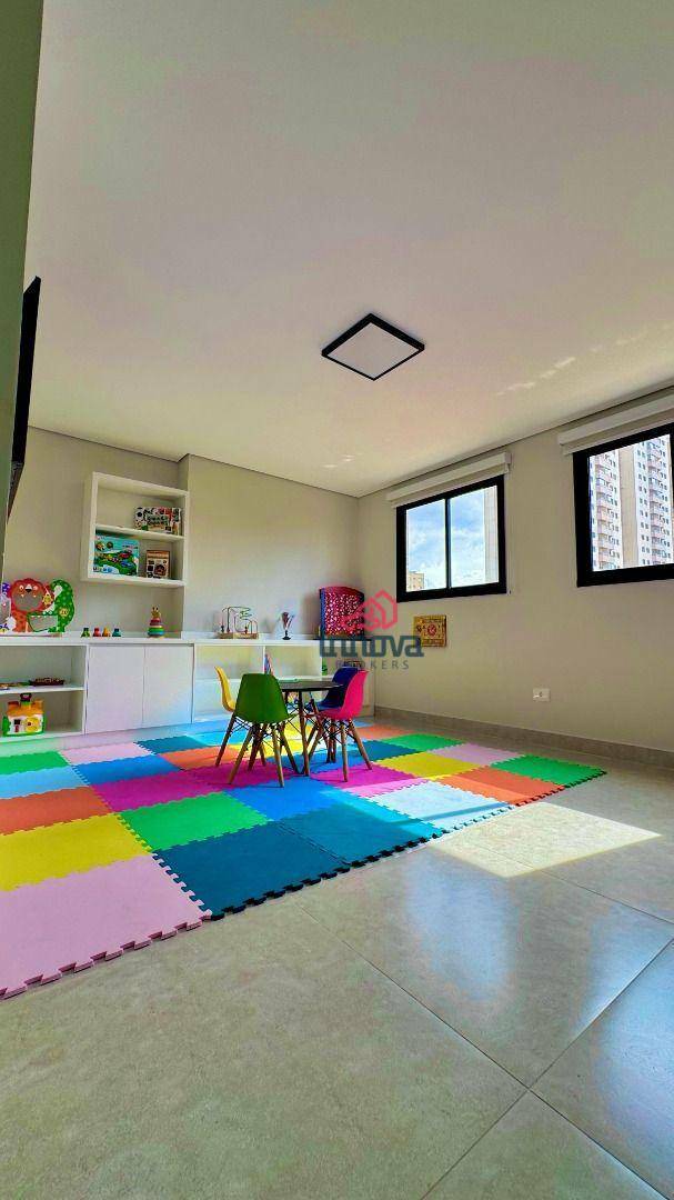 Apartamento à venda com 2 quartos, 68m² - Foto 32