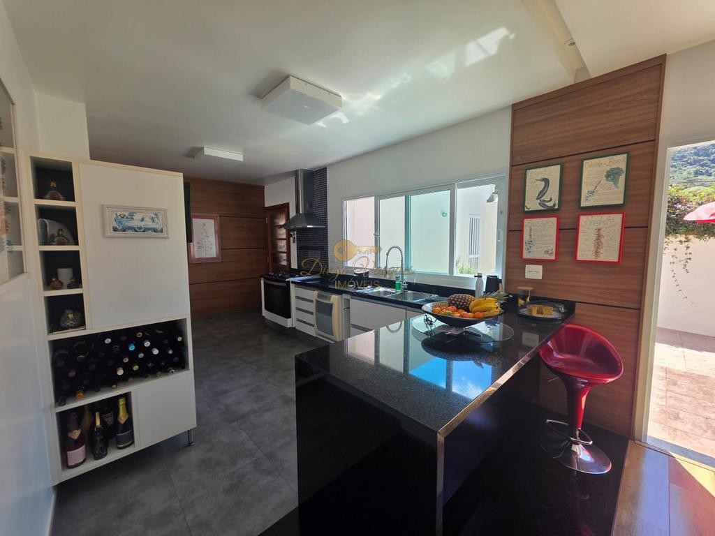 Casa à venda com 4 quartos, 10000m² - Foto 33