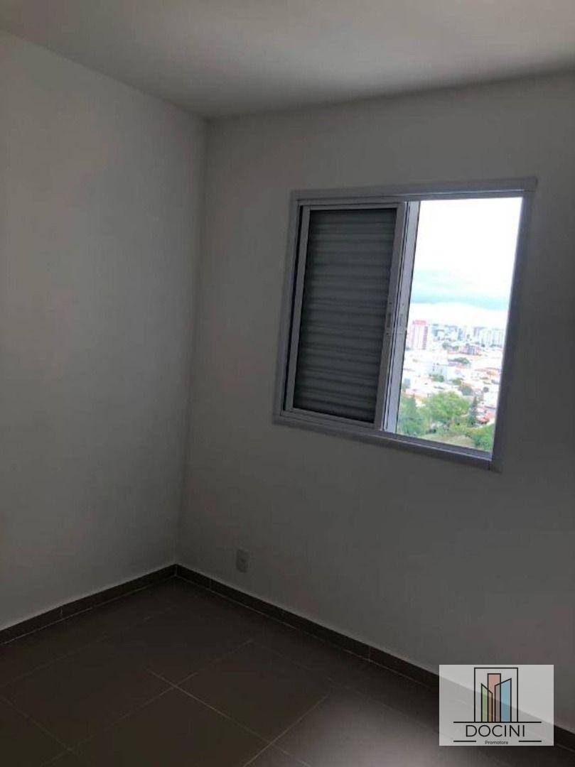 Apartamento para alugar com 3 quartos, 61m² - Foto 5