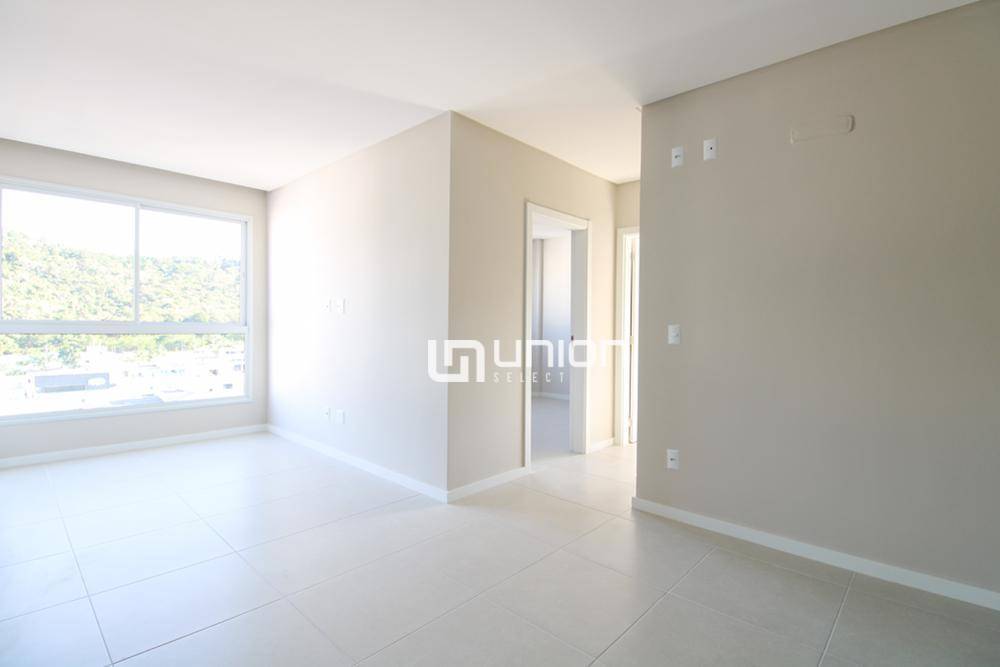 Apartamento à venda com 2 quartos, 74m² - Foto 6