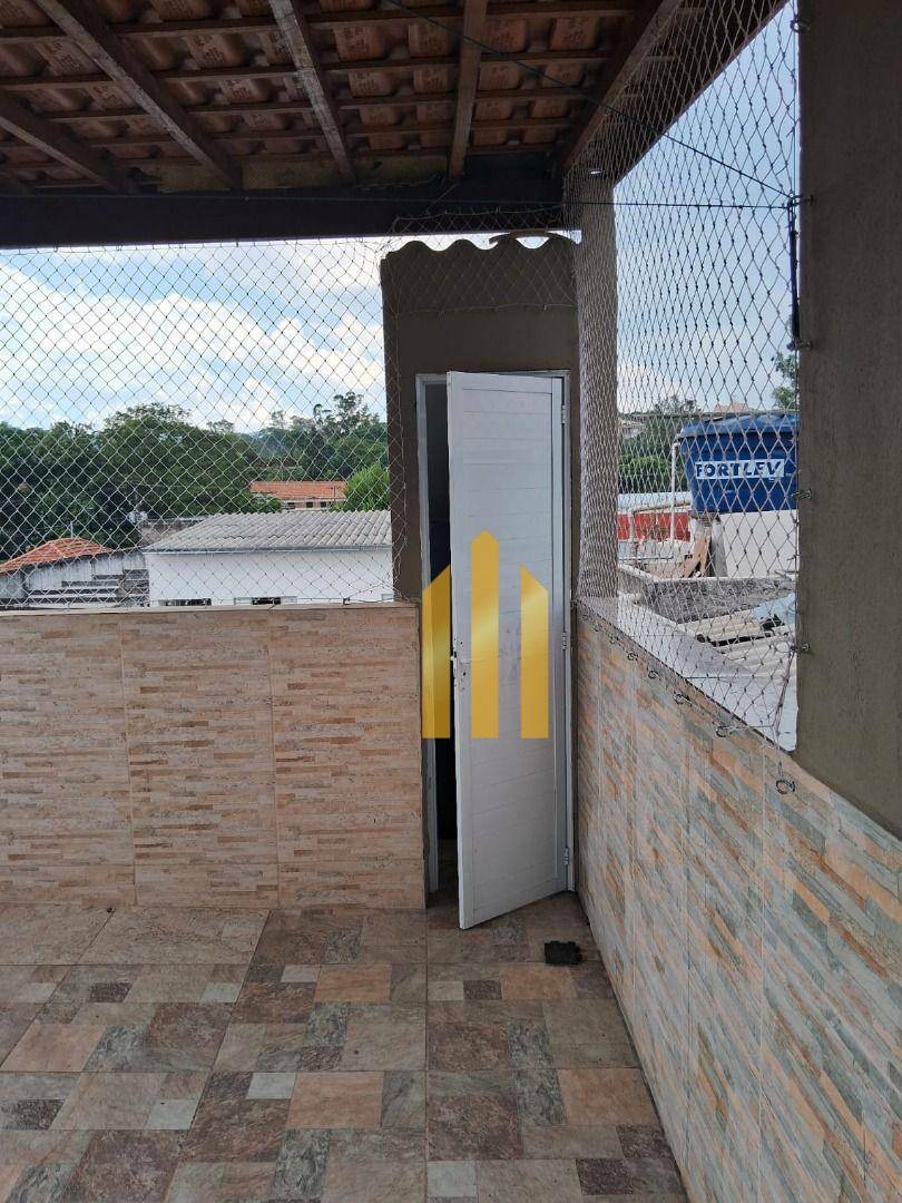 Casa para alugar com 2 quartos, 65m² - Foto 27