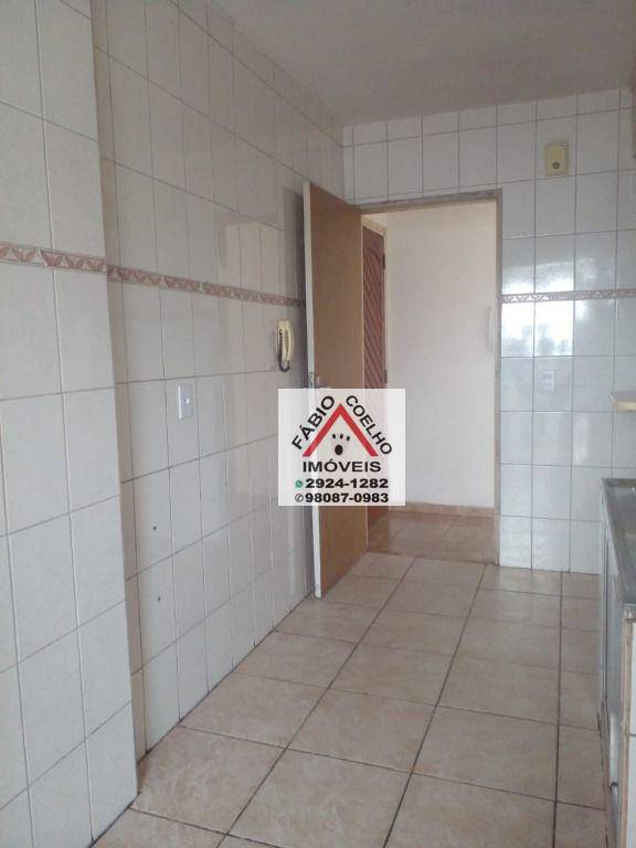 Apartamento à venda com 2 quartos, 58m² - Foto 11