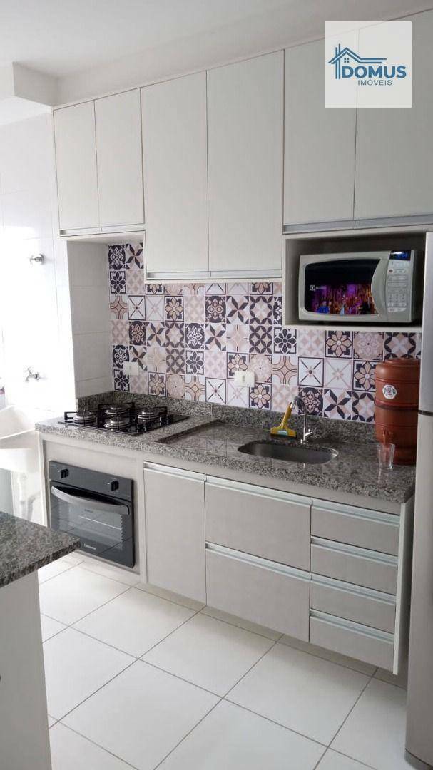 Apartamento à venda com 2 quartos, 57m² - Foto 6