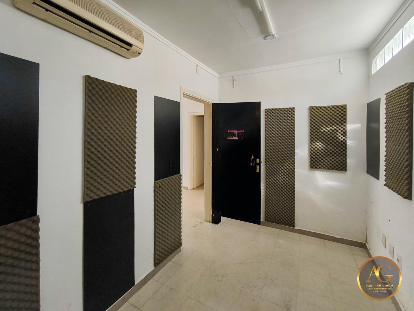 Prédio Inteiro à venda, 205m² - Foto 37