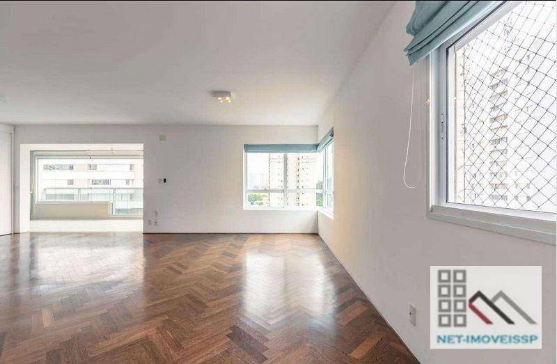 Apartamento para alugar com 3 quartos, 165m² - Foto 8