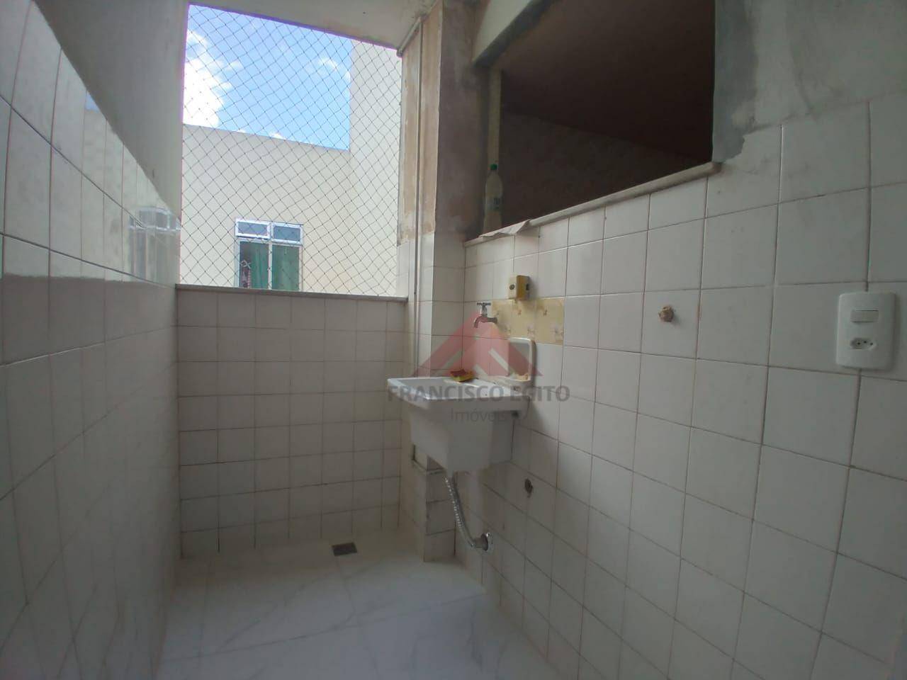 Apartamento à venda com 2 quartos, 56m² - Foto 15